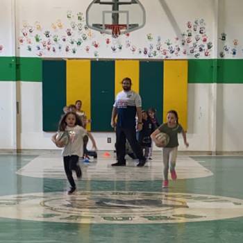 Coach Chris Hathaway at San Antonio Elementary School